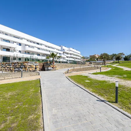 Apartment Deluxe With Terrace Aranya By Aora